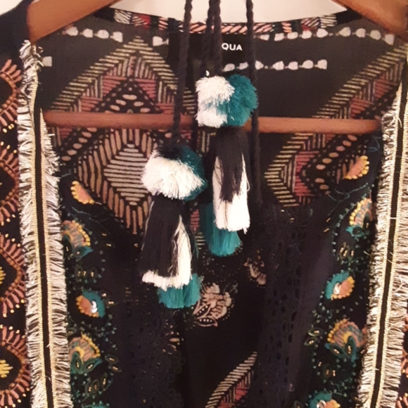 Gorgeous, Boho embroidered kimono-style open top. - Picture 6 of 9